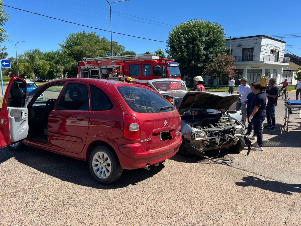 Violento choque en Urdinarrain, con una persona lesionada