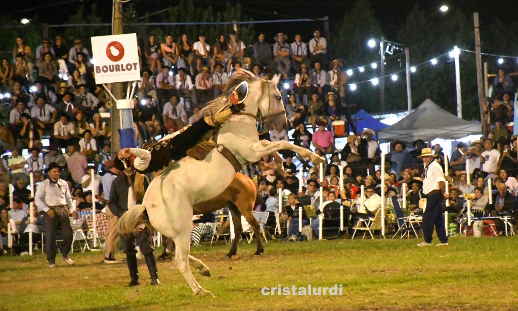 CON RECORD DE PÚBLICO, LO QUE DEJO la 33º FIESTA PROVINCIAL del CABALLO en URDINARRAIN