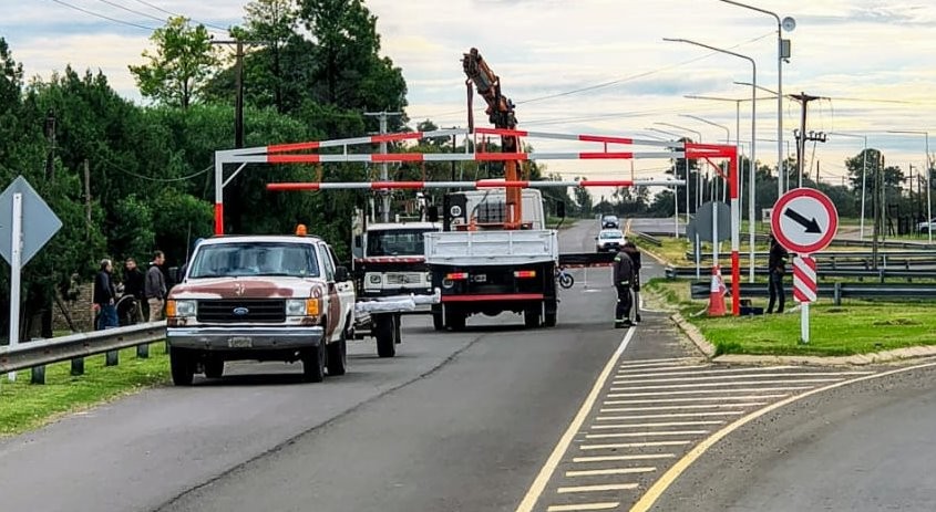 Acceso Norte | El Municipio instala un limitador de altura