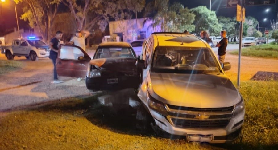 Violento choque en la madrugada de este Sábado en Urdinarrain