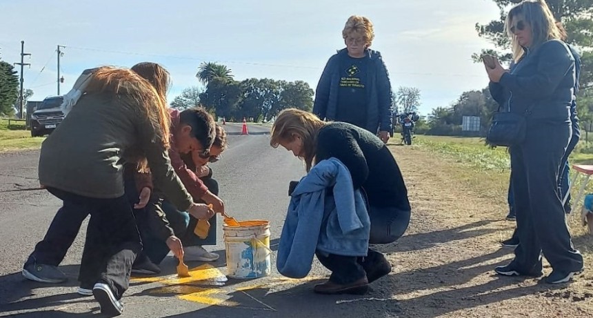 PINTARON LA ESTRELLA AMARILLA N&ordm; 157 EN URDINARRAIN