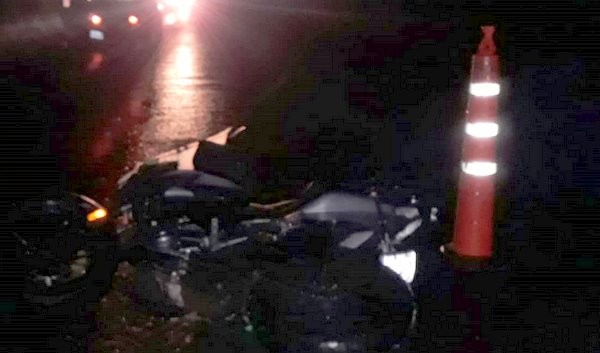 Un coche embistió una moto desde atrás en Ruta 20-Escriña