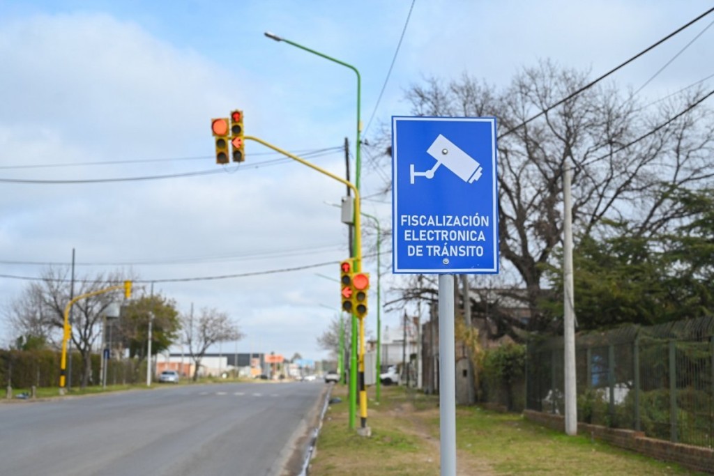 EN GUALEGUAYCH&Uacute;: Rige desde este Lunes 20 el sistema de fotomultas en los sem&aacute;foros 