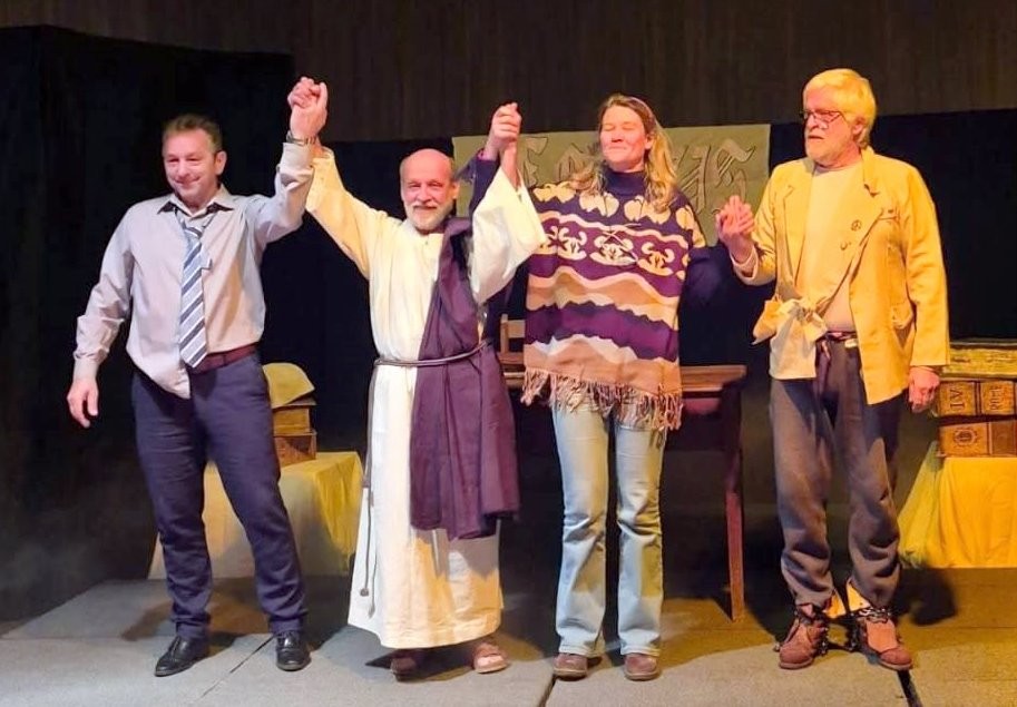 &ldquo; MAS ALLA COMPLICADO &rdquo; tuvo un exitoso estreno en Urdinarrain