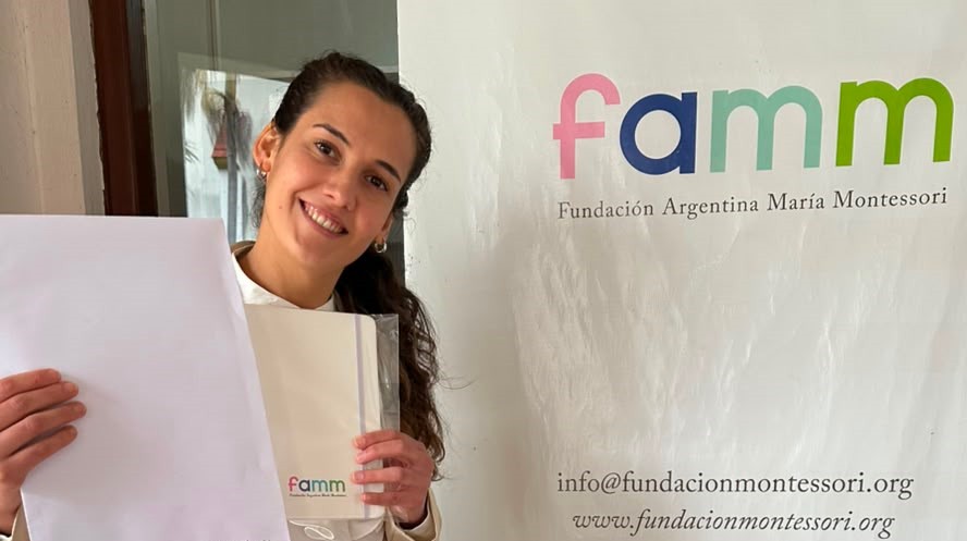 Doble T&iacute;tulo para una reciente nueva Profesional