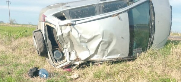 Otro Accidente en RP20. Un coche volcó y sus tripulantes salvaron sus vidas