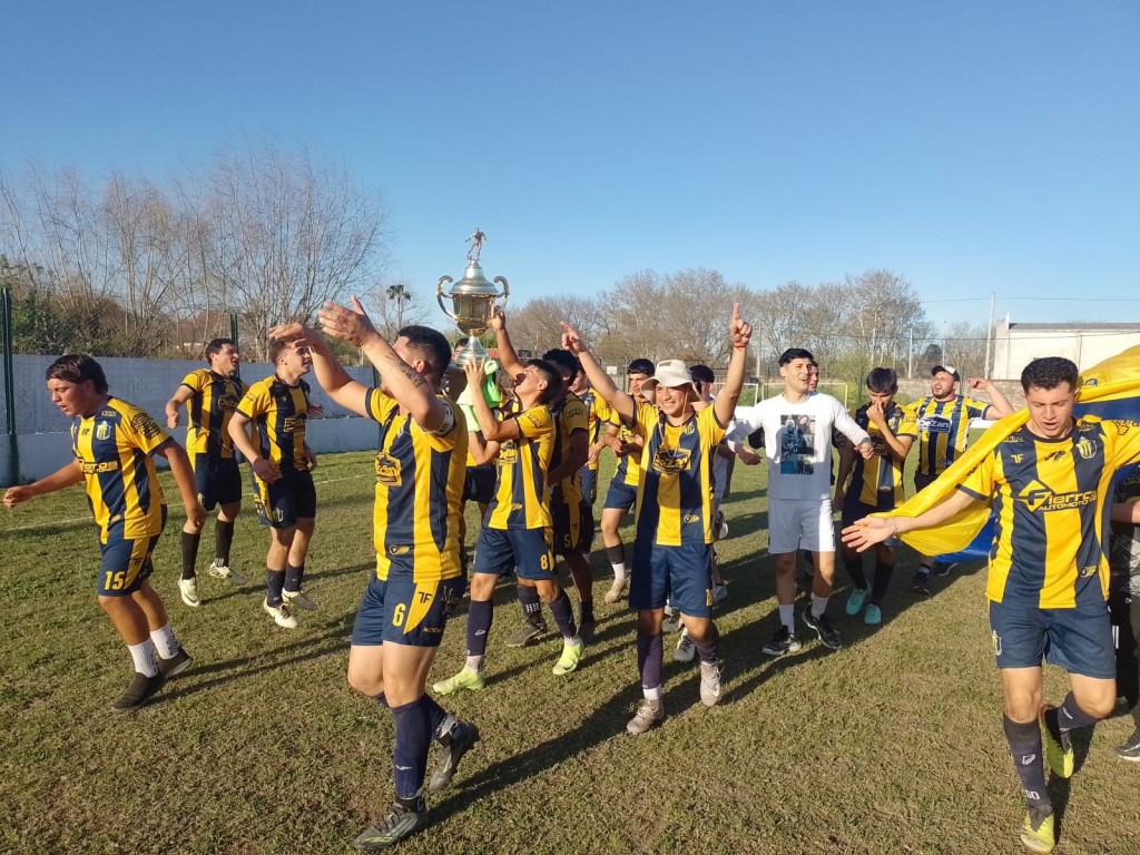 JUVENTUD URDINARRAIN CAMPEÓN DEL APERTURA EN UNA DEFINICIÓN PARA EL INFARTO