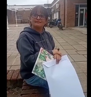 Una docente entrerriana interrumpi&oacute; su tratamiento oncol&oacute;gico porque OSER dej&oacute; de entregarle la medicaci&oacute;n