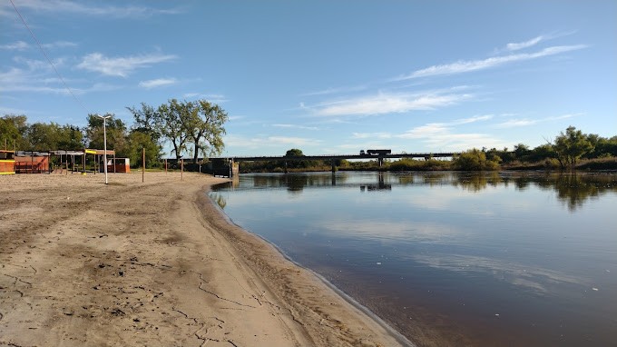 Un hombre murió ahogado al arrojarse al agua para socorrer a su hijo en R. del Tala