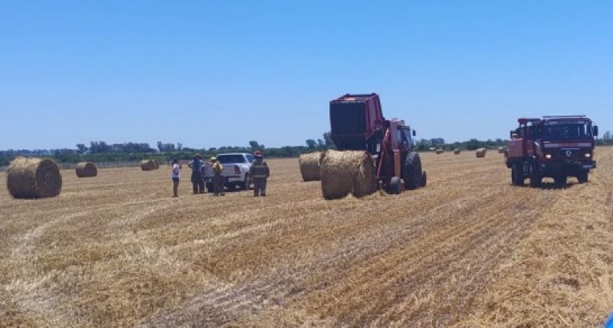 UN TRABAJADOR RURAL FUE ABSORBIDO POR UNA MAQUINA ARROLLADORA