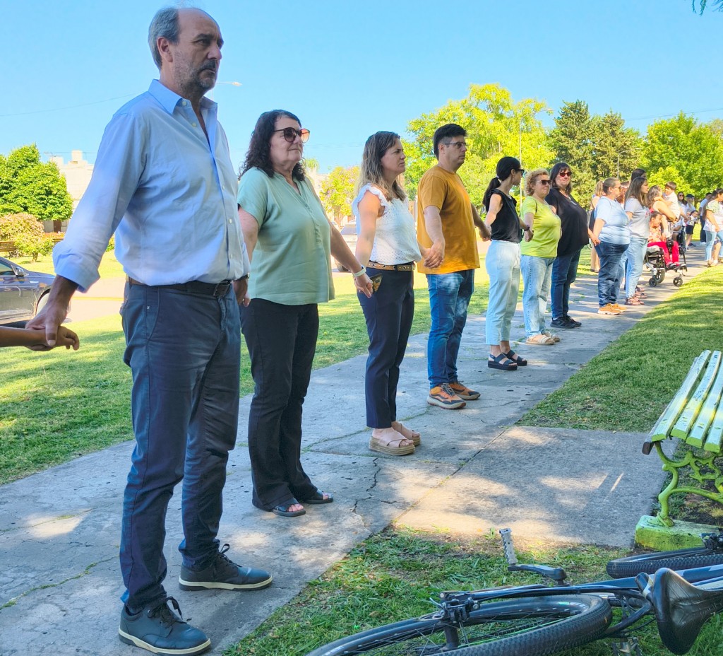 Discapacidad | Nuevo Abrazo por la Diversidad junto a la Escuela Arco Iris